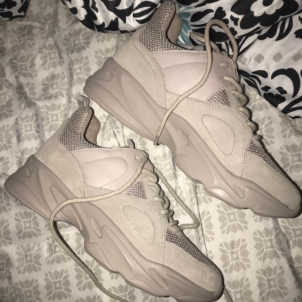 Steve Madden Sneakers